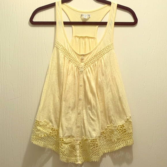 American Eagle Outfitters Tops - 🌻 2/$10 American Eagle yellow top